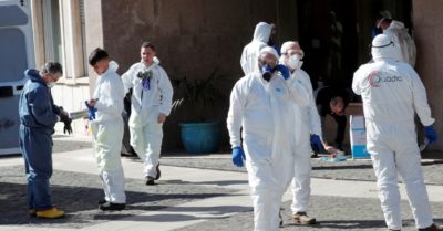 Cập nhật Covid-19 ngày 26/3: Hà Nội và TP.HCM bắt đầu “thiết quân luật”, Bộ Y tế khuyến cáo “không ra đường”