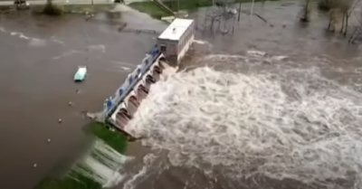 Vỡ đập giữa dịch Covid-19, Mỹ hứng trận lụt tồi tệ nhất trong 500 năm