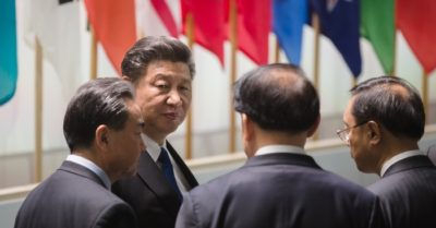 Theo dòng sự kiện: Châm ngòi Hồng Kông, Trung Quốc chịu áp lực tứ bề