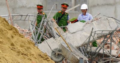 Vụ sập tường 10 người chết: Bắt Giám đốc công ty thi công