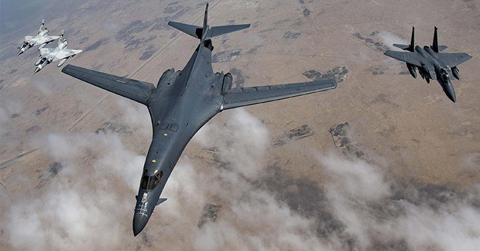 Máy bay ném bom B-1B Lancer của Mỹ