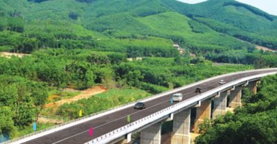 Lo chỉ định ‘con cưng’ làm cao tốc Bắc Nam; mất oan tiền tỷ vì muốn khẩu trang xuất ngoại