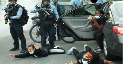 Florida: Bắt một người Việt ở Mỹ đi đập phá và hôi của cùng người da đen