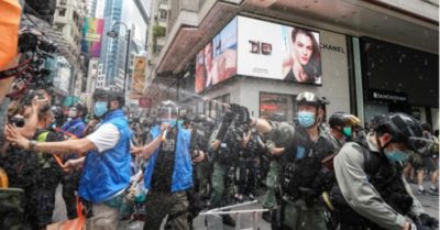 Cập nhật tối 1/7: Bộ Giáo dục bị kiện ra tòa; Biểu tình lan rộng ở Hồng Kông