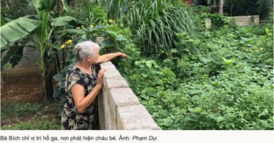 Sau chục lần nghe lại ghi âm tiếng khóc, bà lão đi tìm phát hiện em bé dưới hố ga