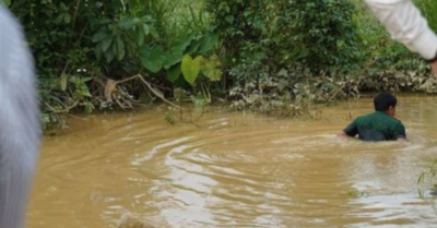 3 bé gái té khe suối đuối nước thương tâm