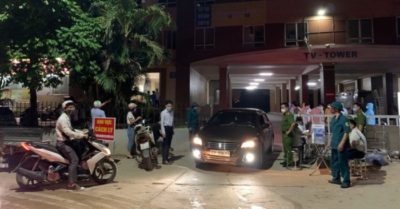 Dựng lều dã chiến, phong toả 2 toà chung cư có người nhiễm Covid-19