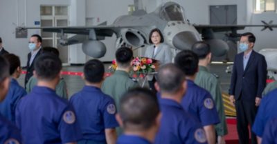 Tổng thống Đài Loan ca ngợi các phi công ‘anh hùng’ ngăn chặn chiến cơ Trung Quốc