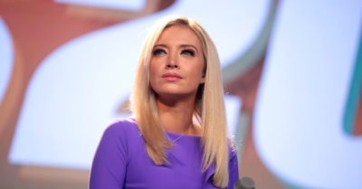 Thư ký báo chí Nhà Trắng dương tính với COVID-19