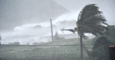 Bão số 9 đang giật cấp 16, vẫn cực mạnh khi vào bờ lúc 9h sáng: Chuyên gia cảnh báo thời điểm cam go nhất