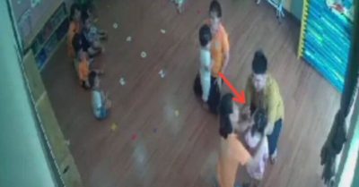 Camera ghi lại cảnh phụ huynh xông vào lớp tát liên tục bé gái 2 tuổi