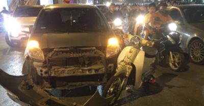 Tài xế ôtô nghi có nồng độ cồn gây tai nạn liên hoàn ở Hà Nội