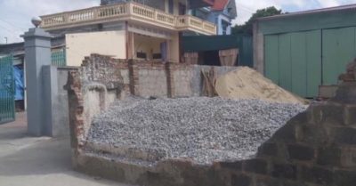 Tường bao nhà dân đổ sập, đè nữ sinh lớp 6 thiệt mạng