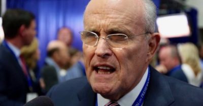 Luật sư Rudy Giuliani: “Tôi hiểu bọn lưu manh rất rõ, các vị cho họ tấc đất, họ sẽ chiếm của các vị cả giang sơn.”