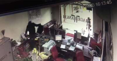 Truy bắt người cầm hung khí xông vào ngân hàng Agribank hô to “lựu đạn đây”