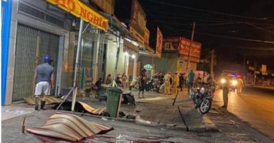 Gặp nạn ở khúc cua khiến 3 thanh niên thiệt mạng tại chỗ