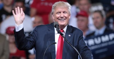 Không nhận lương làm việc nghĩa và sự lựa chọn của lương tri