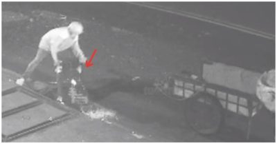 Thanh niên trộm nắp cống, để lại ‘bẫy’ nguy hiểm cho người đi đường