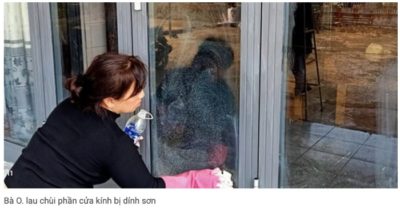 Con trai vay tiền rồi đi làm xa, mẹ ở nhà phải dọn mắm tôm, sơn người lạ ném