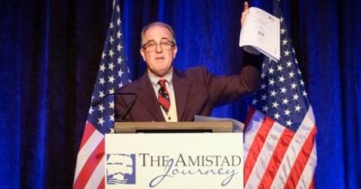 Hơn 400 cựu nhân viên tình báo đã điều tra gian lận bầu cử