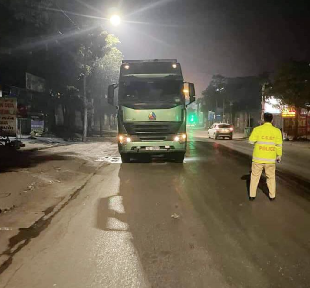 nam thanh niên tử vong tại chỗ.