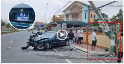 Video hiện trường vụ tài xế lái xe biển xanh húc đổ cột điện, được dân phá cửa cứu ra ngoài