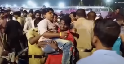 Khoảnh khắc kinh hãi khán đài đổ sập giữa trận đấu, hàng trăm người bị thương