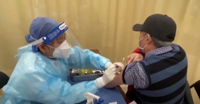 Vắc xin Covid-19 Trung Quốc: Tiêm 2 liều vẫn nhiễm virus corona