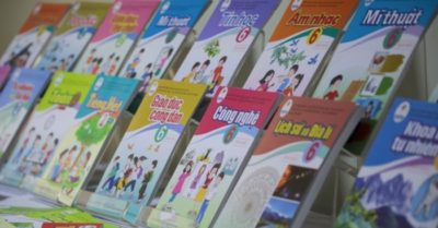 Giá sách giáo khoa lớp 2, lớp 6 tăng hơn 3 lần giá hiện hành