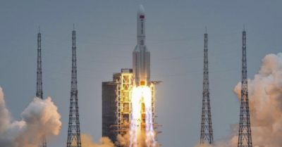 Tên lửa Trung Quốc sắp rơi xuống Trái đất, đang được ‘giám sát chặt’