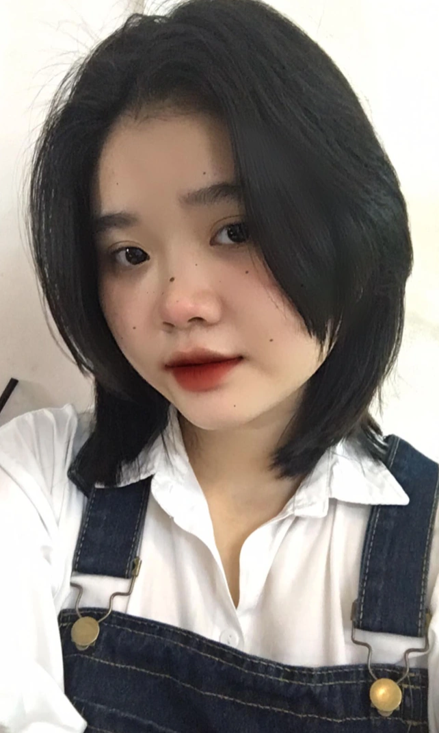 Cô gái bay người đá trúng tên trộm xe máy (ảnh: facebook).