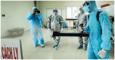 Nam phóng viên phải cách ly vì mặc sai đồ phòng hộ khi tác nghiệp