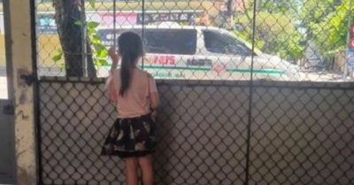 Con gái ngóng bố chở bệnh nhân Covid-19 qua cổng nhà