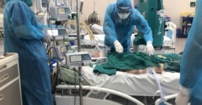 Cập nhật tối 4/8: 7.618 ca Covid-19 trong ngày; Đi đám cưới, 17 người bị sét đánh thiệt mạng, chú rể bị thương