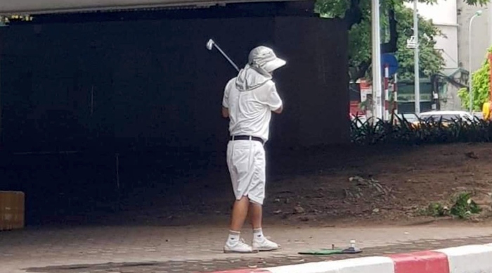 đánh golf 2