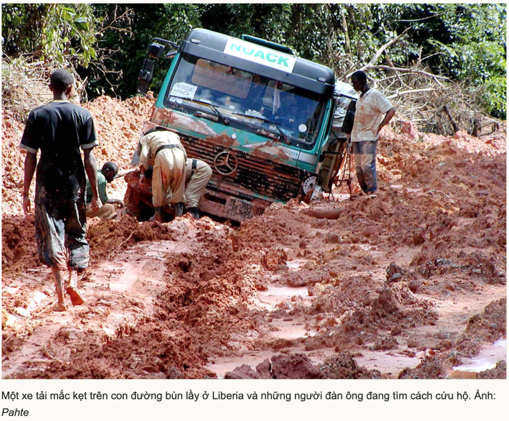 đoạn đường lầy lội 