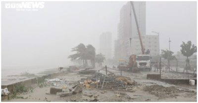 Cập nhật bão số 5: Video mưa to, sóng lớn cuộn trào, người dân hối hả ‘vá’ bờ biển Hội An; Huế sẽ cấm người dân ra khỏi nhà trong đêm 11 và sáng 12/9