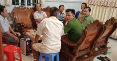 Vụ 7 cán bộ tụ tập ăn uống giữa lúc giãn cách: Miễn nhiệm trưởng công an xã