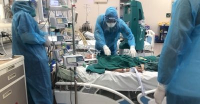 Cập nhật tối 31/10: Thêm 5.519 ca Covid-19, dịch diễn biến phức tạp ở miền Tây; Gần nửa triệu đồng một bình gas 12 kg