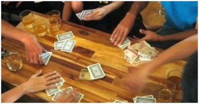 5 nhà báo bị bắt quả tang đánh bạc tại một căn nhà cấp bốn ở Hà Nội