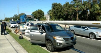 Bắt hai đối tượng “trộm cột đèn giao thông”