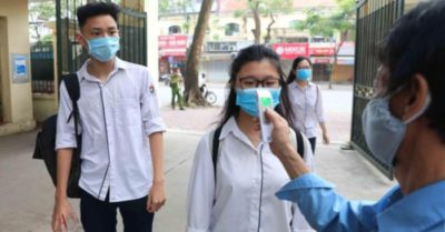 Học sinh trở lại trường không bắt buộc đeo khẩu trang trong lớp
