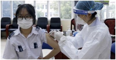 Bắc Giang: 4 học sinh sốc phản vệ sau tiêm vắc xin Covid-19, 2 em phải nhập viện cấp cứu