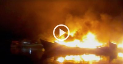 Clip: Vào bờ ăn Tết, hàng loạt tàu cá bất ngờ bốc cháy