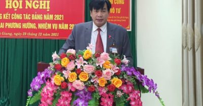 Lên tầng 4 cơ quan dọn dẹp, phát hiện Phó giám đốc Sở Tư pháp Hà Giang treo cổ