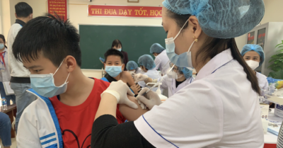 Bộ Y tế nói ‘hơn 60%’ phụ huynh đồng ý tiêm vắc xin Covid cho trẻ từ 5 tuổi, cư dân mạng thắc mắc ‘sao không ai hỏi tôi?’