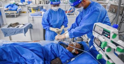 Cập nhật tối 16/3: 267.534 ca Covid-19; Cà Mau cho F0 triệu chứng nhẹ, F1 nguy cơ cao đi làm; Hiệu trưởng cho giáo viên ký khống vào học bạ