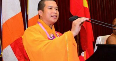 Sư thầy giả danh mật vụ tình báo lừa tiền  nữ ca sĩ nổi tiếng