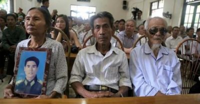 Cập nhật tối 6/4: Hơn 49.000 F0; Chịu án oan giết người gần 40 năm; 5 thành phố dừng hoạt động xe máy sau năm 2030