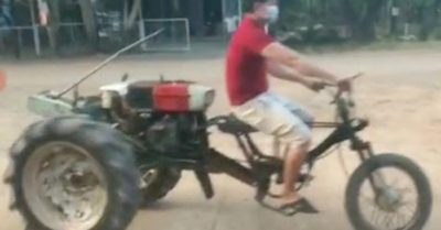 Video: Người đàn ông dùng đầu máy dầu chế xe máy